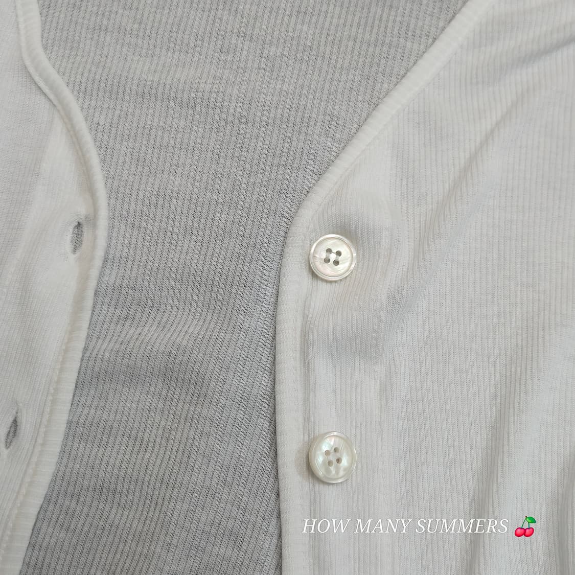 ​Y2K 하이틴 룩 슬림핏 골지 크롭 가디건 화이트 숏 브이넥 상품이미지6