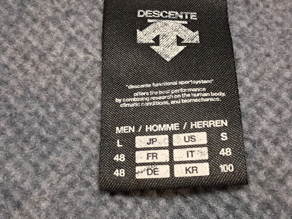 데상트 후드집업 남성100  상품이미지5