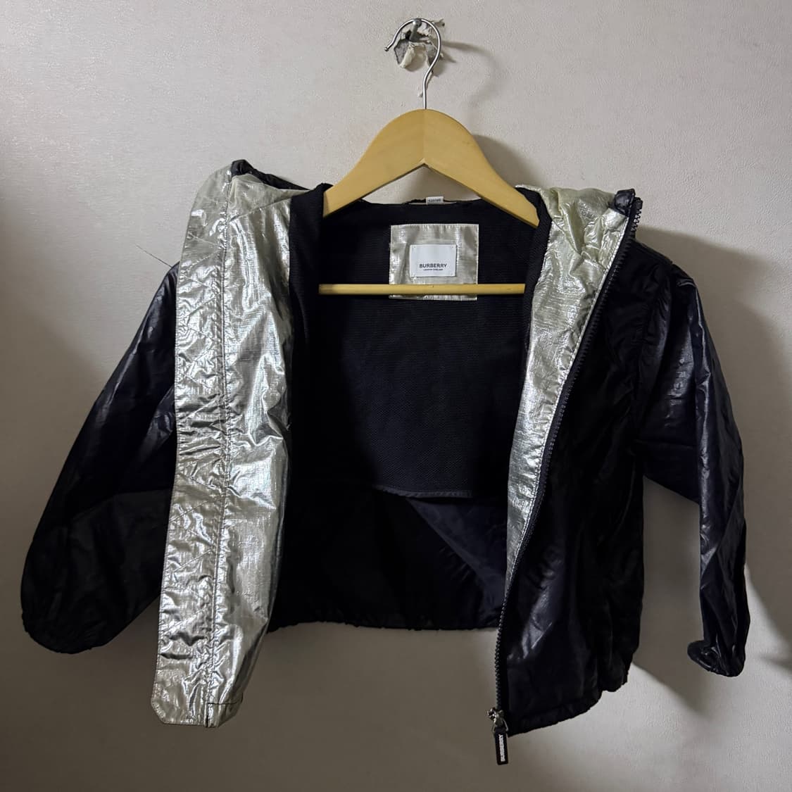 버버리 아동 바람막이 점퍼 (6세) 상품이미지7