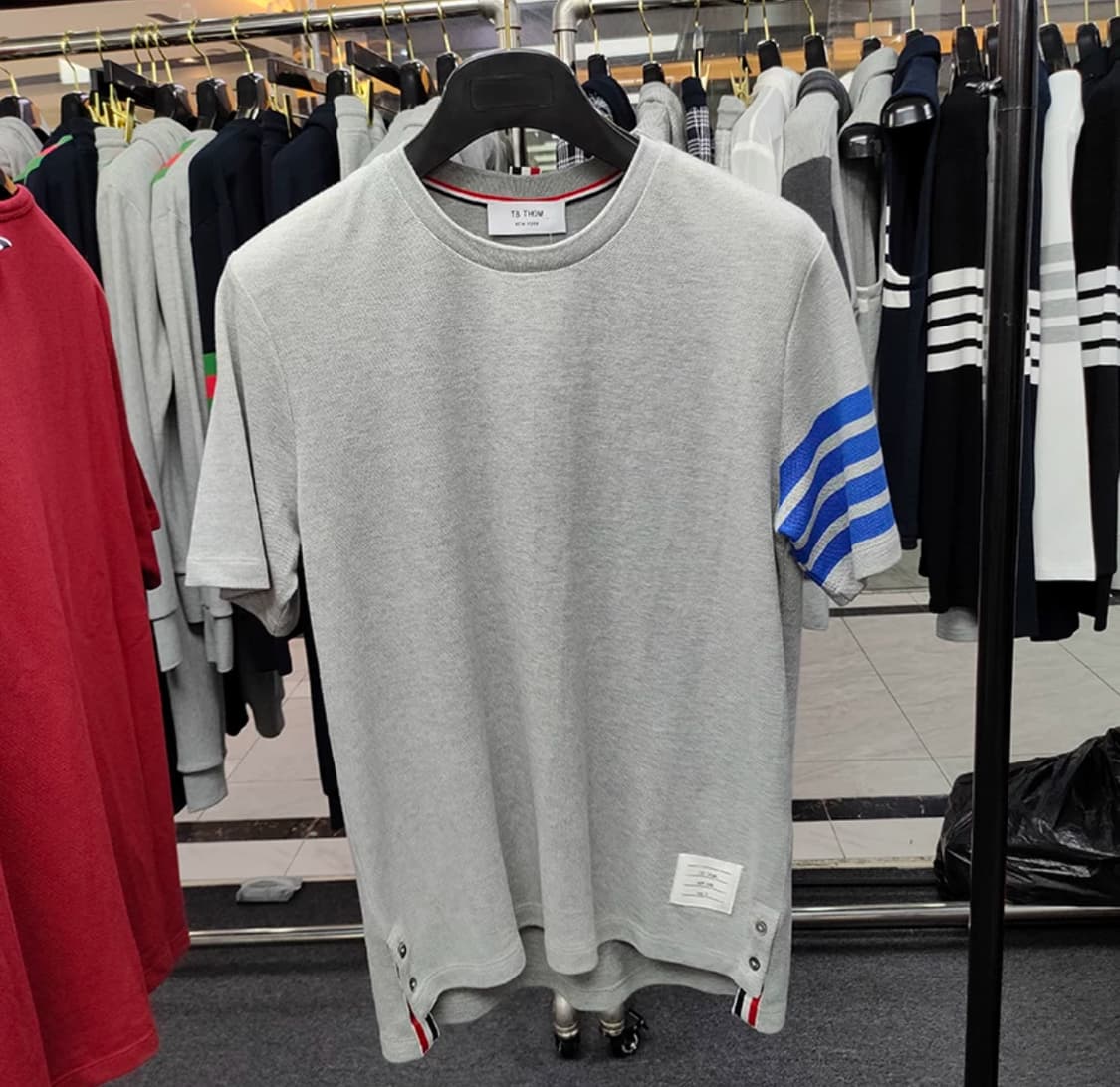 톰브라운 반팔티셔츠 판매 상품이미지7