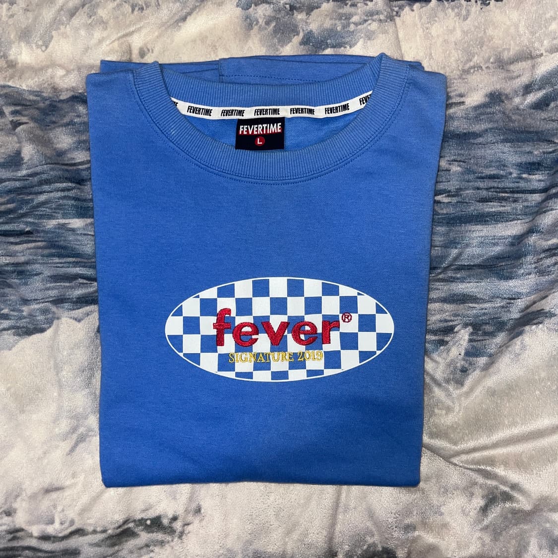 FEVERTIME Check Logo Blue T-shirt 상품이미지5