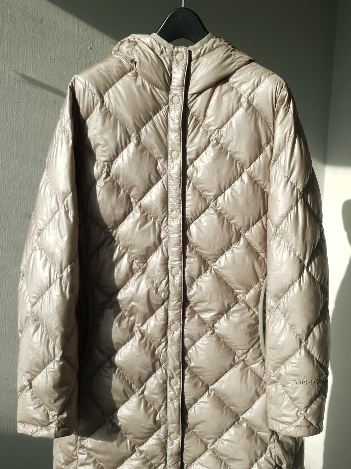 MontBell down travel coat 상품이미지3