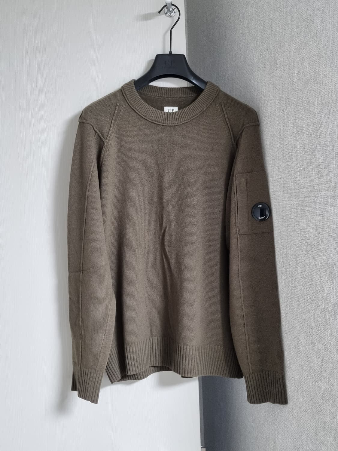 cp컴퍼니 니트 상품이미지1