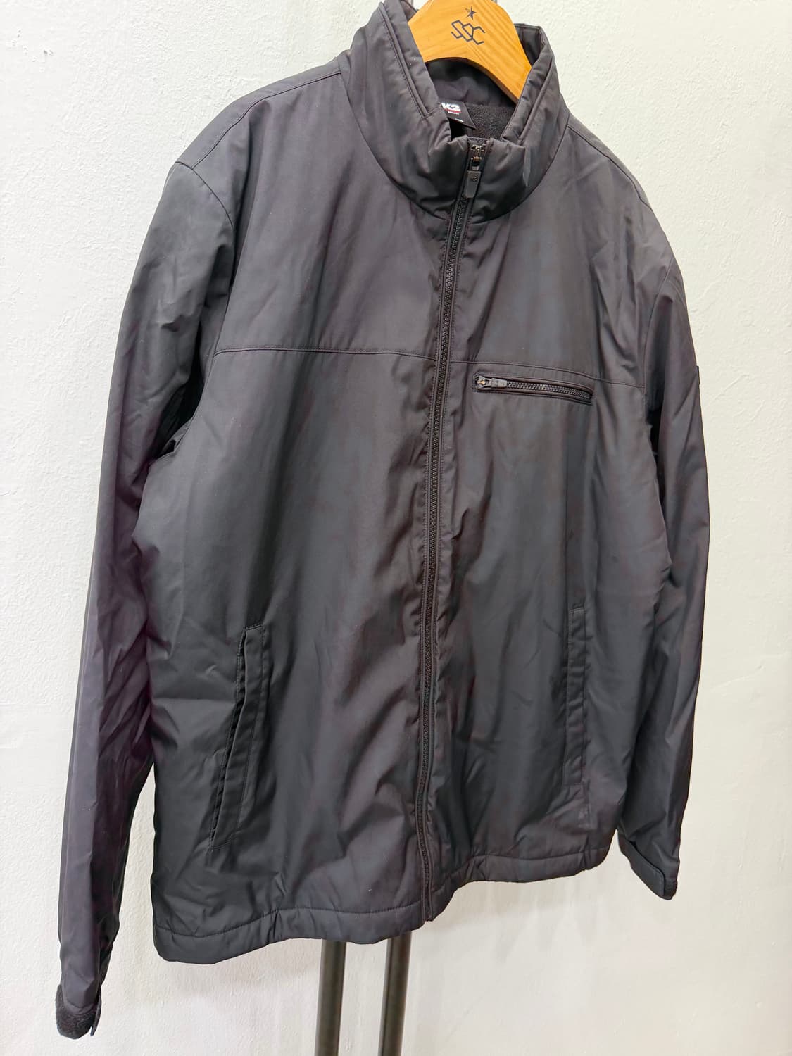 정품) K2 블랙 남성 경량패딩 100 상품이미지2