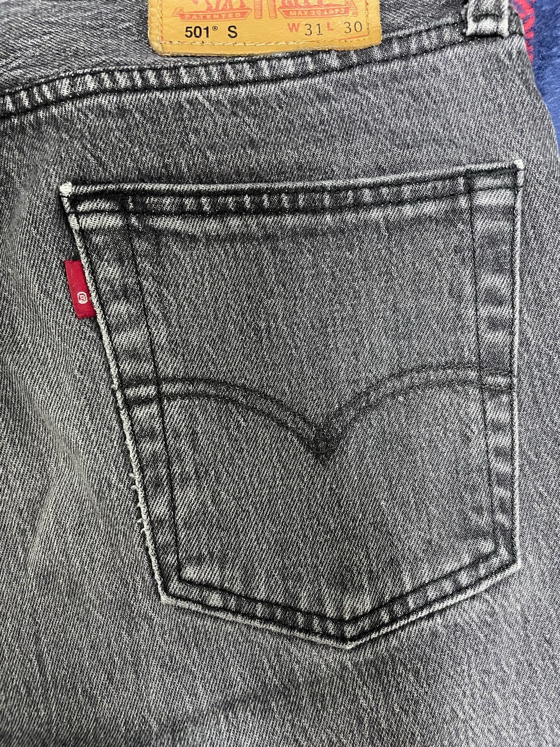 리바이스 501 흑청 워싱진 상품이미지3