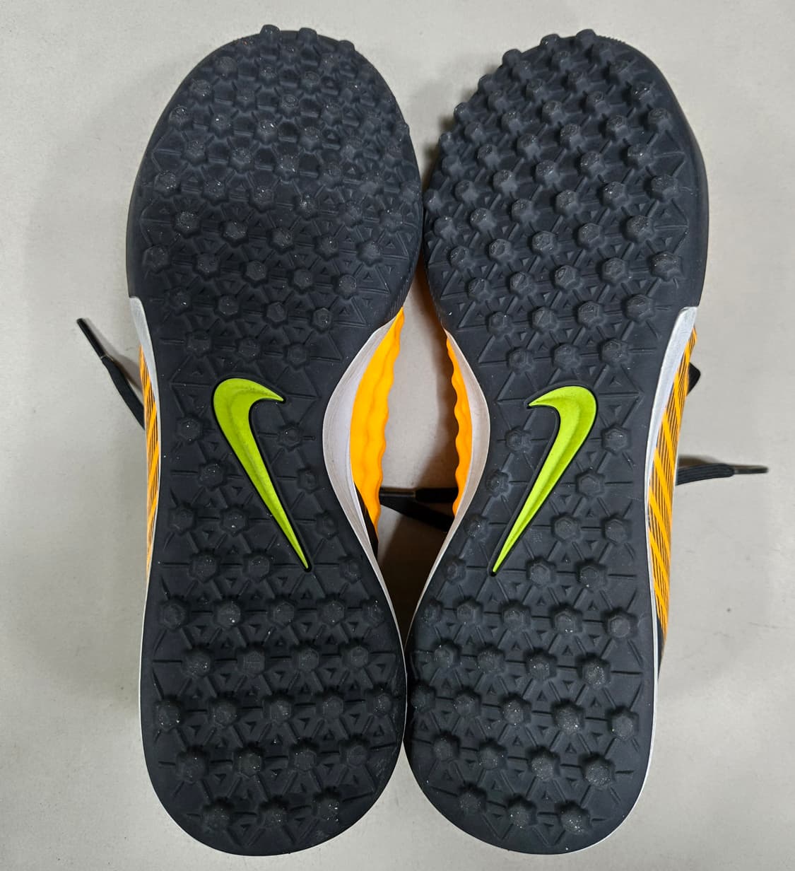 나이키 마지스타 X 피날레2 풋살화 TF 285mm 상품이미지8