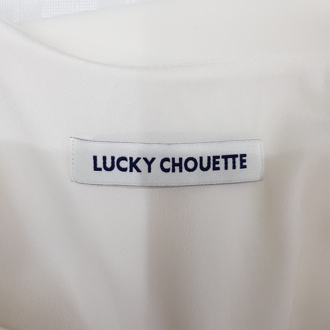 럭키슈에뜨 2023 세일러 카라 플리츠 디테일  원피스 38사이즈 상품이미지7