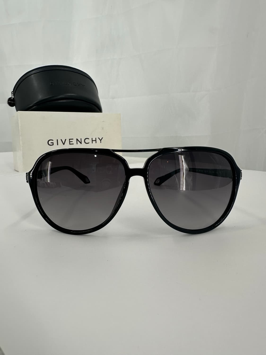 [새상품 무료배송] 정품 지방시 Made in Italy 선글라스 상품이미지1