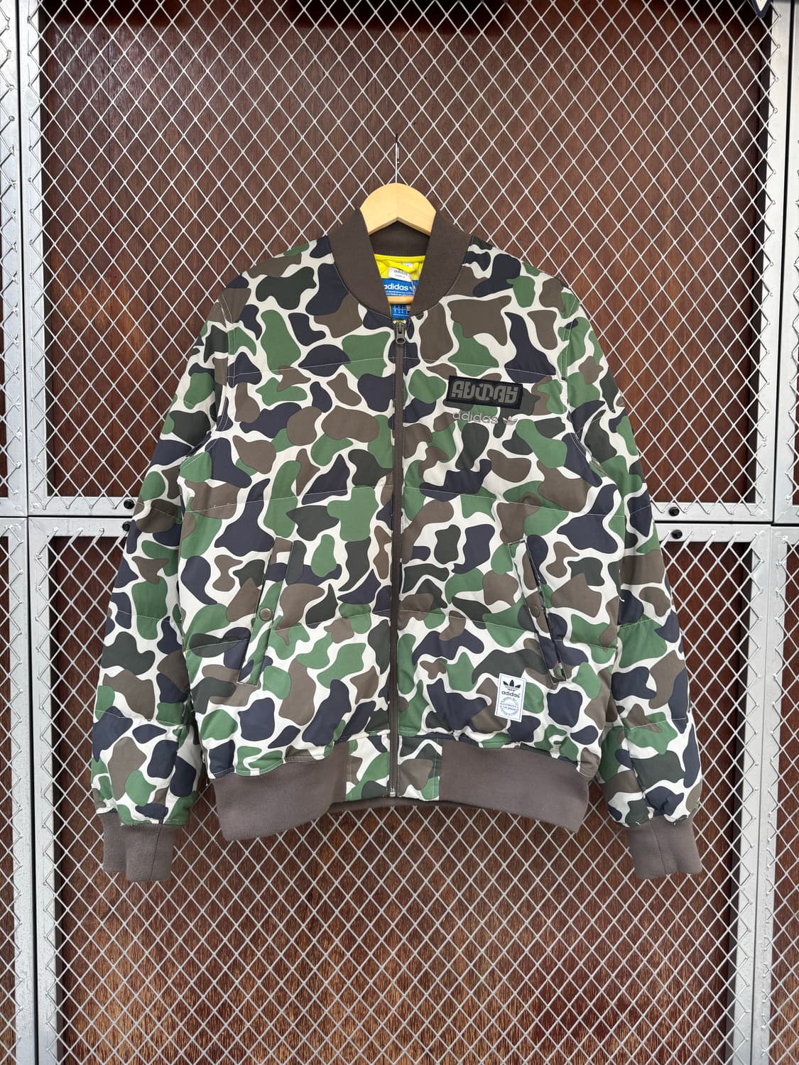 아디다스 서울 플라이트 카모 오버핏 봄버 패딩 자켓 M 상품이미지1