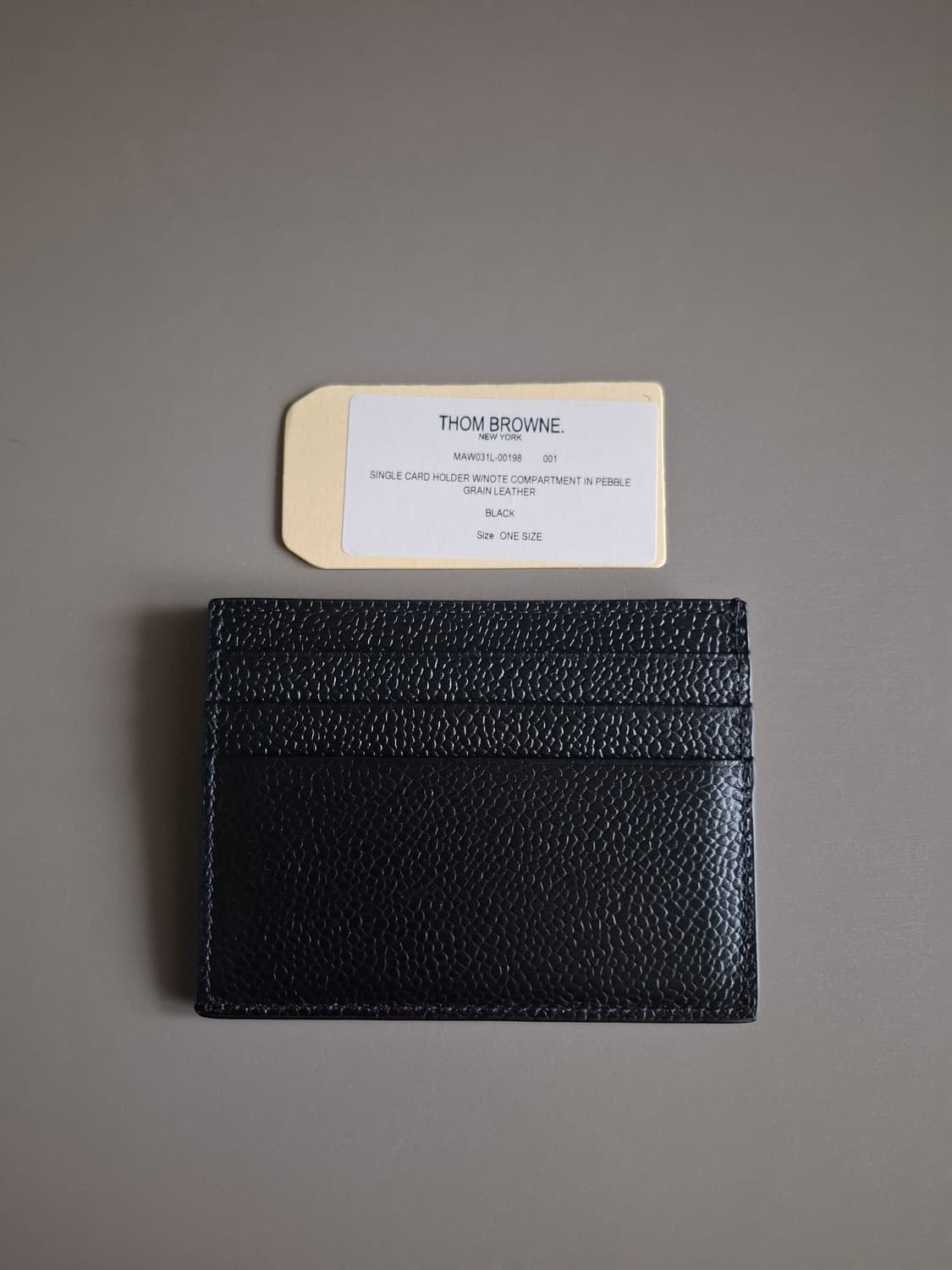톰브라운 페블 그레인 삼선탭 카드지갑 상품이미지4