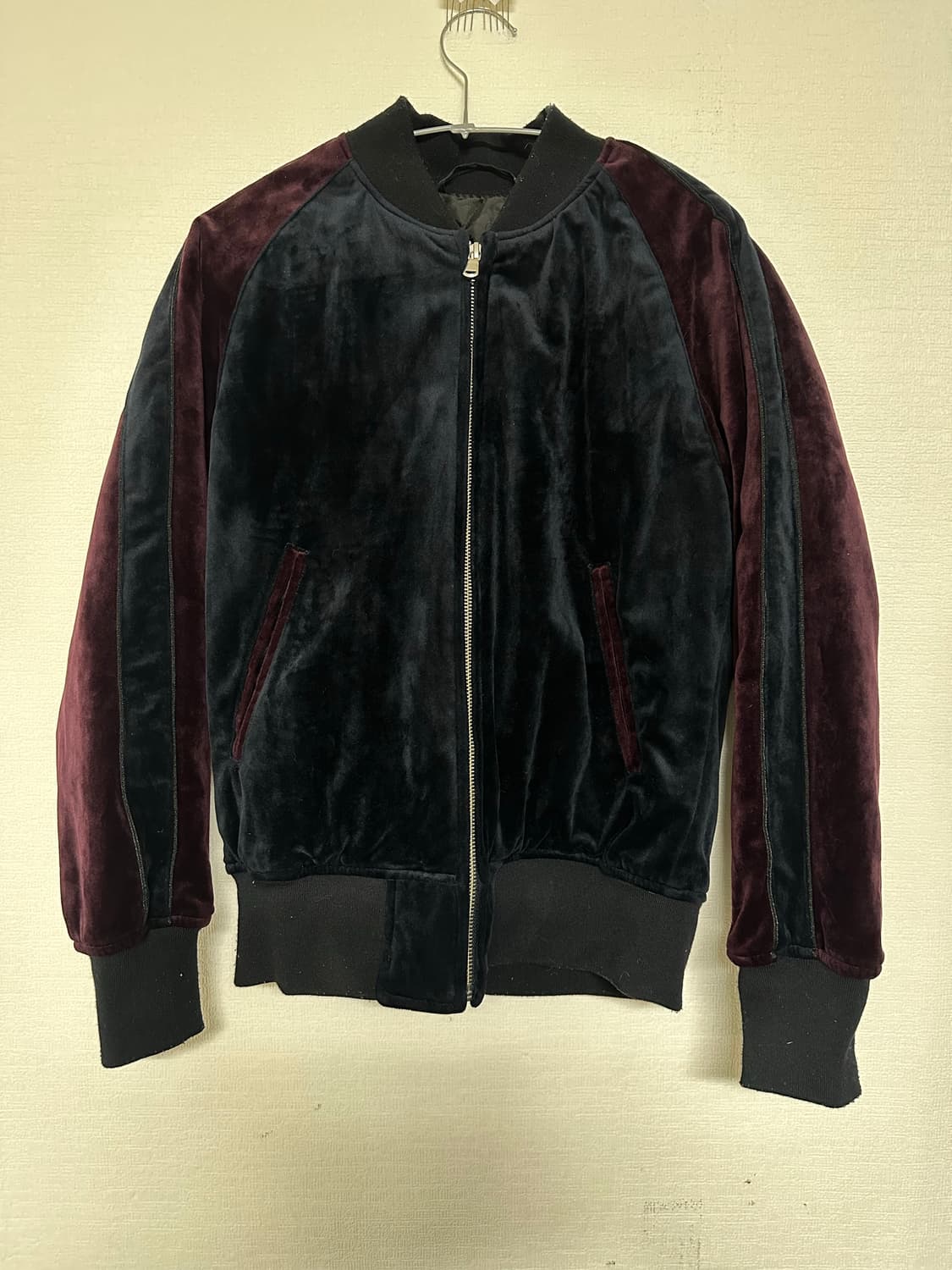 바이올렛 버건디 벨벳 배색 블루종 상품이미지1