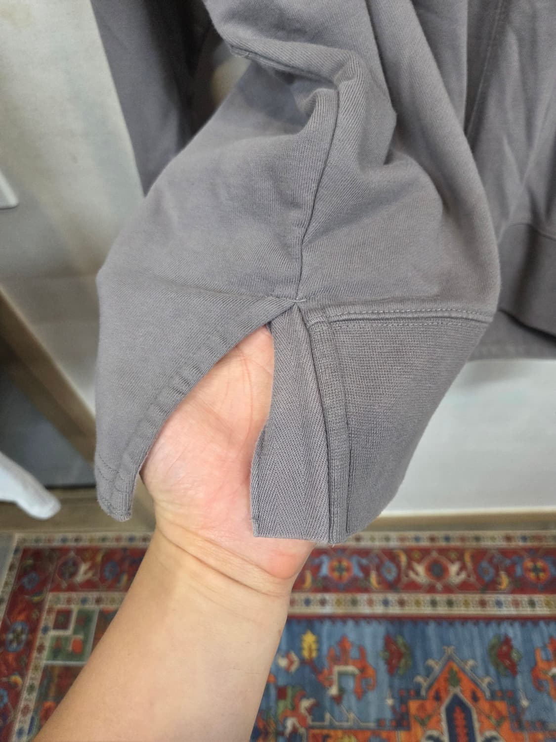 에이카 화이트 절개 옆트임 후드티 대략 xl 상품이미지6