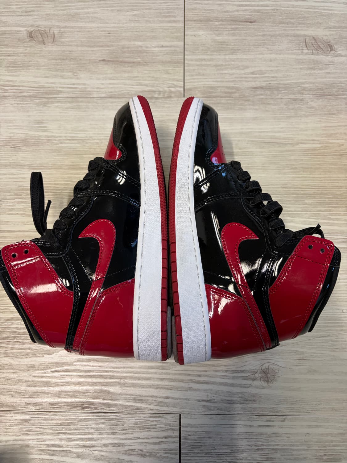 (GS) 조던 1 레트로 하이 OG 페이턴트 브레드 245 상품이미지3