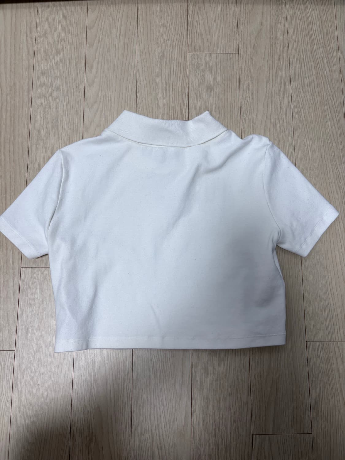 슈슈통 화이트 로고 폴라 티셔츠 [size 10] 상품이미지2