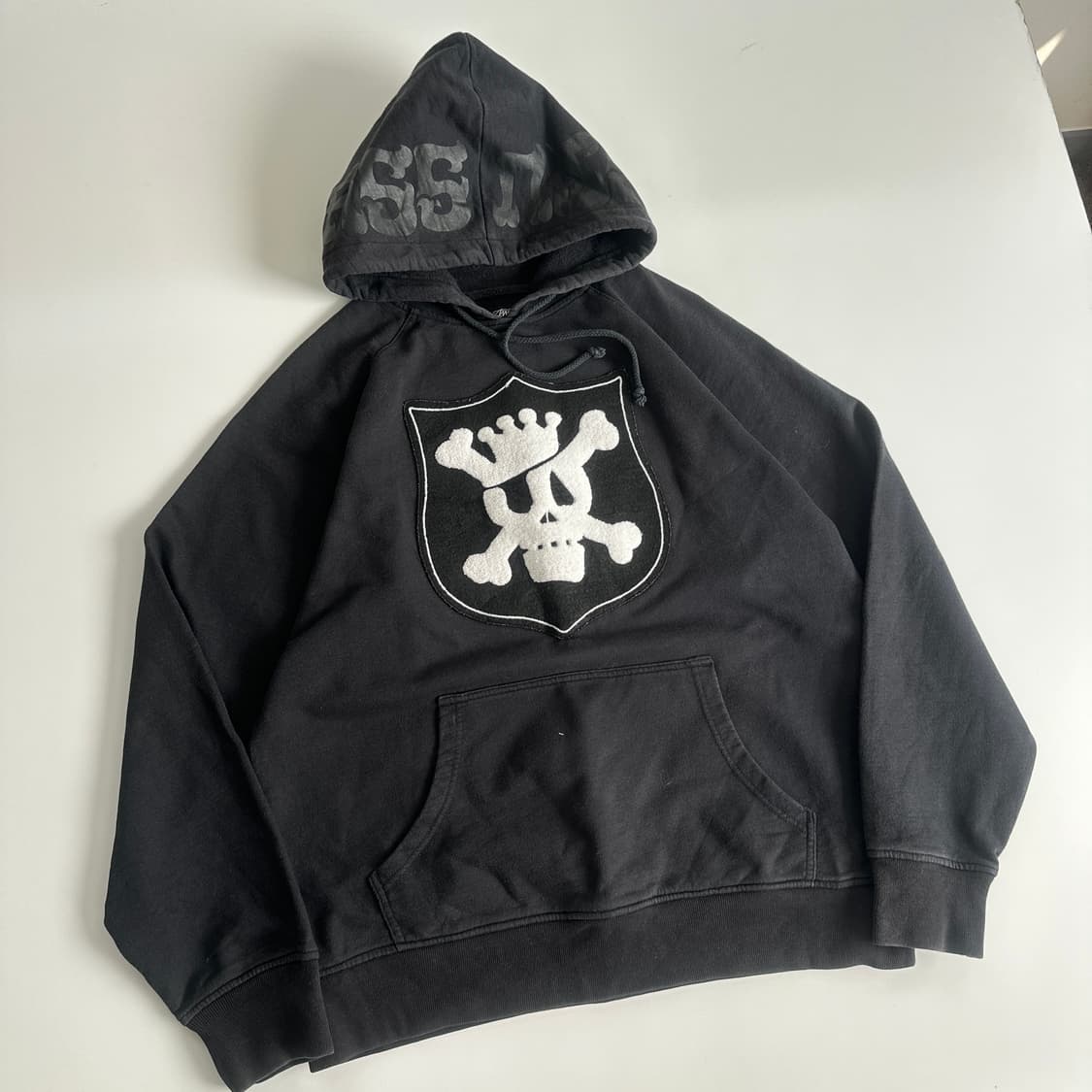 Stussy 스투시 90‘s 스컬 쉴드 후드티 상품이미지1