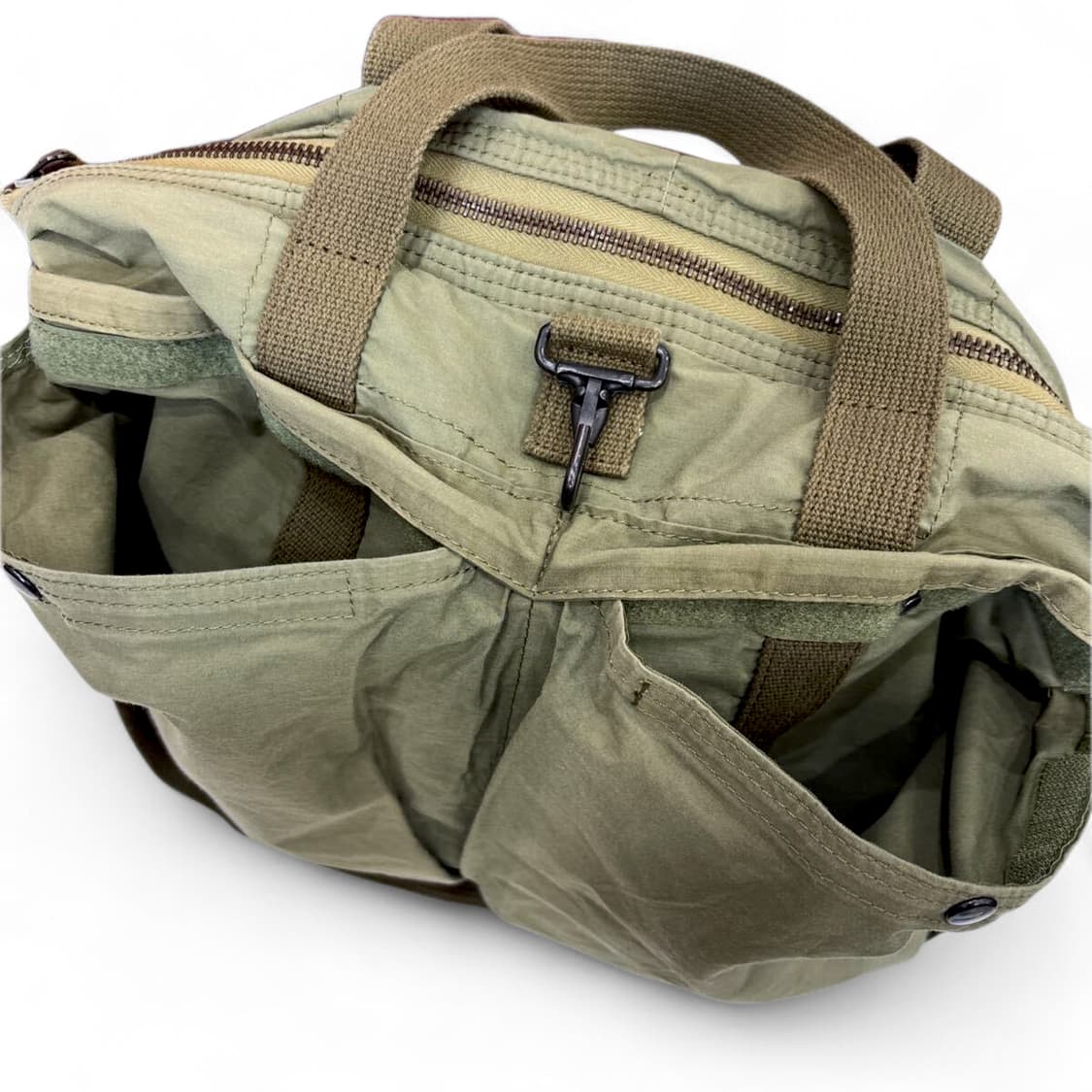 나이젤 카본 웨더 클로스 헬멧백 상품이미지6