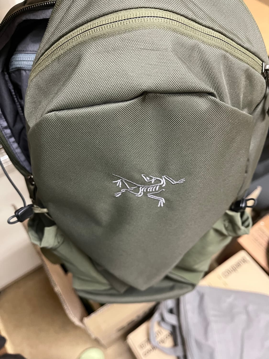 아크테릭스 맨티스 카키 상품이미지2