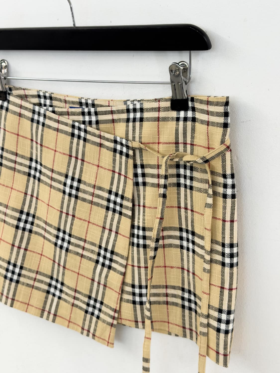 버버리 미니 랩스커트 상품이미지2