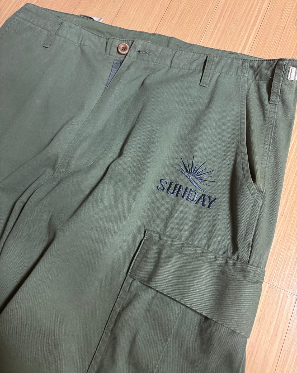 선데이후르츠마켓 카고팬츠 카키 상품이미지3