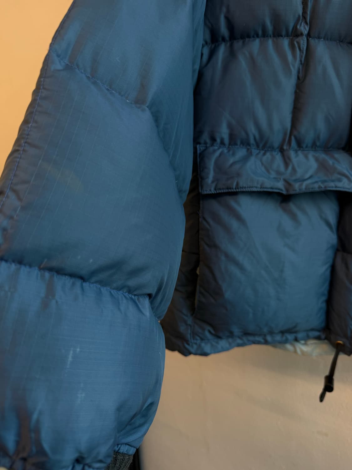 크레센트 다운웍스 패딩 상품이미지4