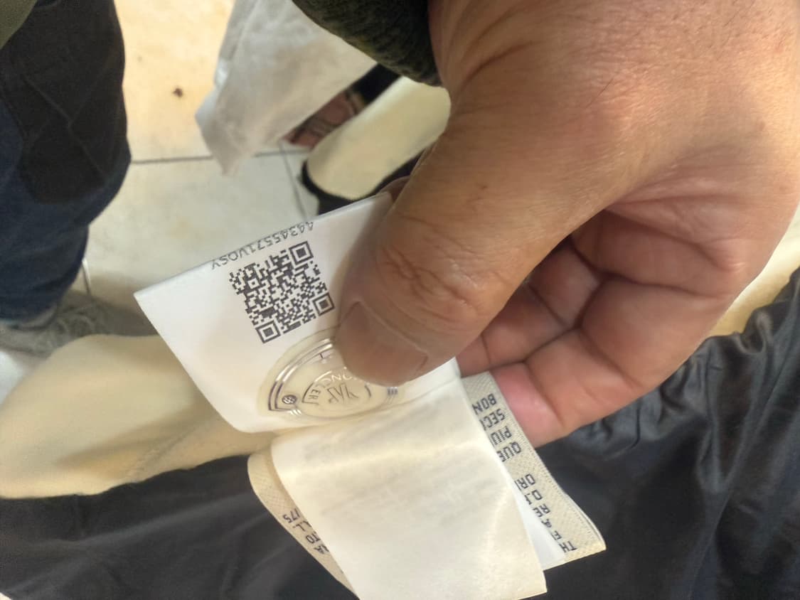 44 정품 몽클레어 그렉노블 패딩 팝니다 상품이미지6