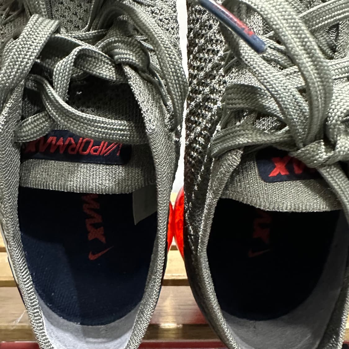 275) 나이키 운동화 남성 에어 베이퍼맥스 플라이니트 카키 레드 상품이미지8