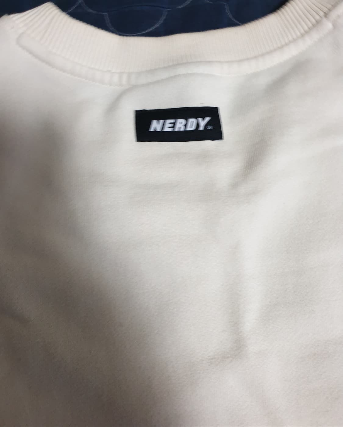 널디 오버핏 맨투맨 크림 (L) 상품이미지2