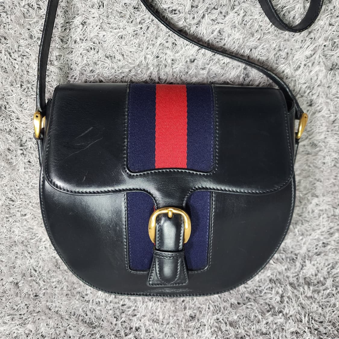 구찌 빈티지 삼선 레더 반달박스백 숄더백 상품이미지2