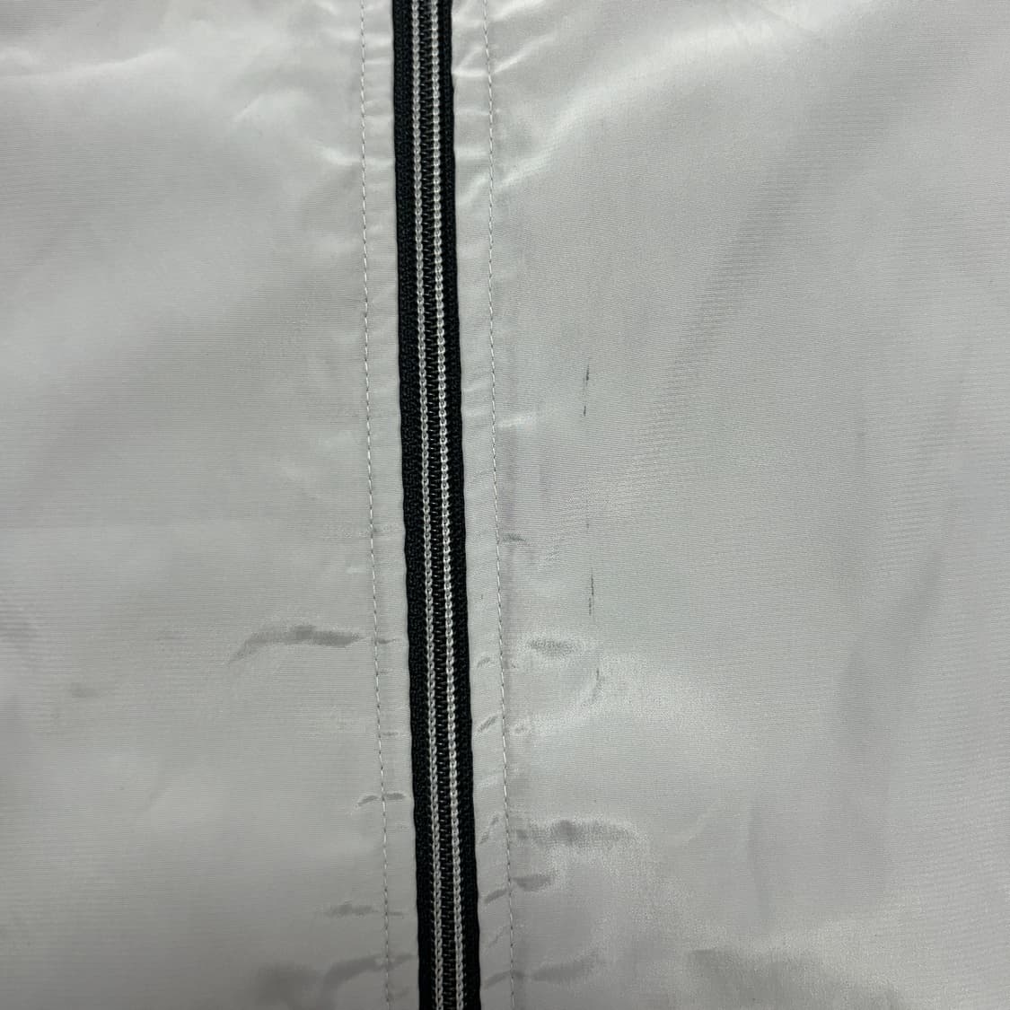 아식스 올드스쿨 메탈그레이 바람막이(105) 상품이미지4