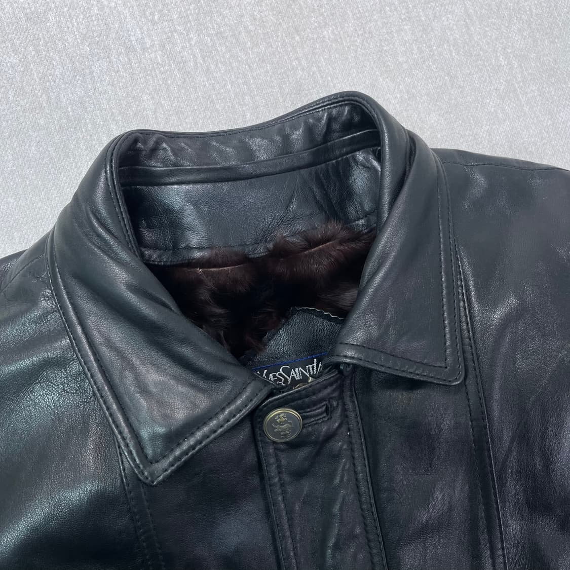 100 입생로랑 투웨이 퍼카라 램스킨 가죽 자켓 상품이미지3