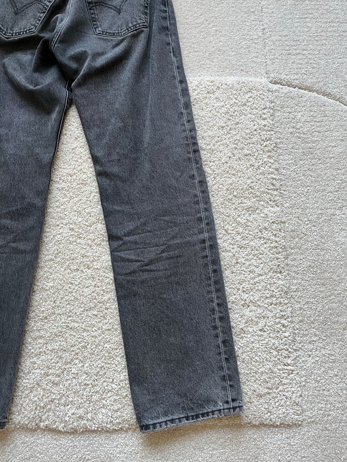 Levi's 501 프리미엄 그레이 워싱 스트레이트 데님 (24-25) 상품이미지10