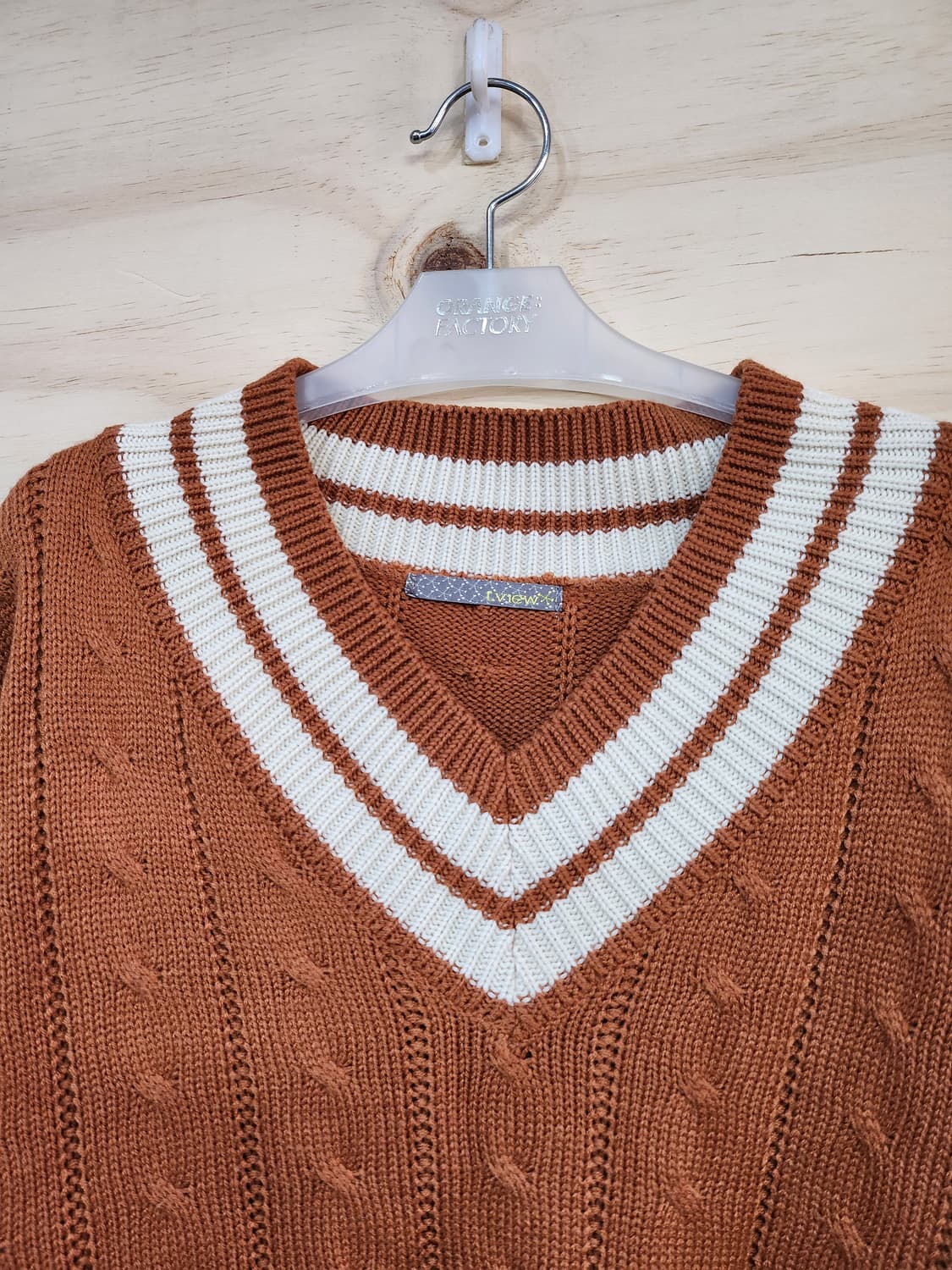 657) 티뷰 t.view 브이넥 케이블 니트 상품이미지3