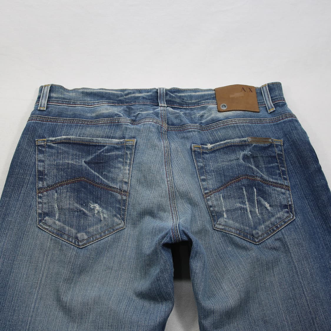 (착용컷) ARMANI EXCHANGE 데님 팬츠 (남성용 34.5) 상품이미지9