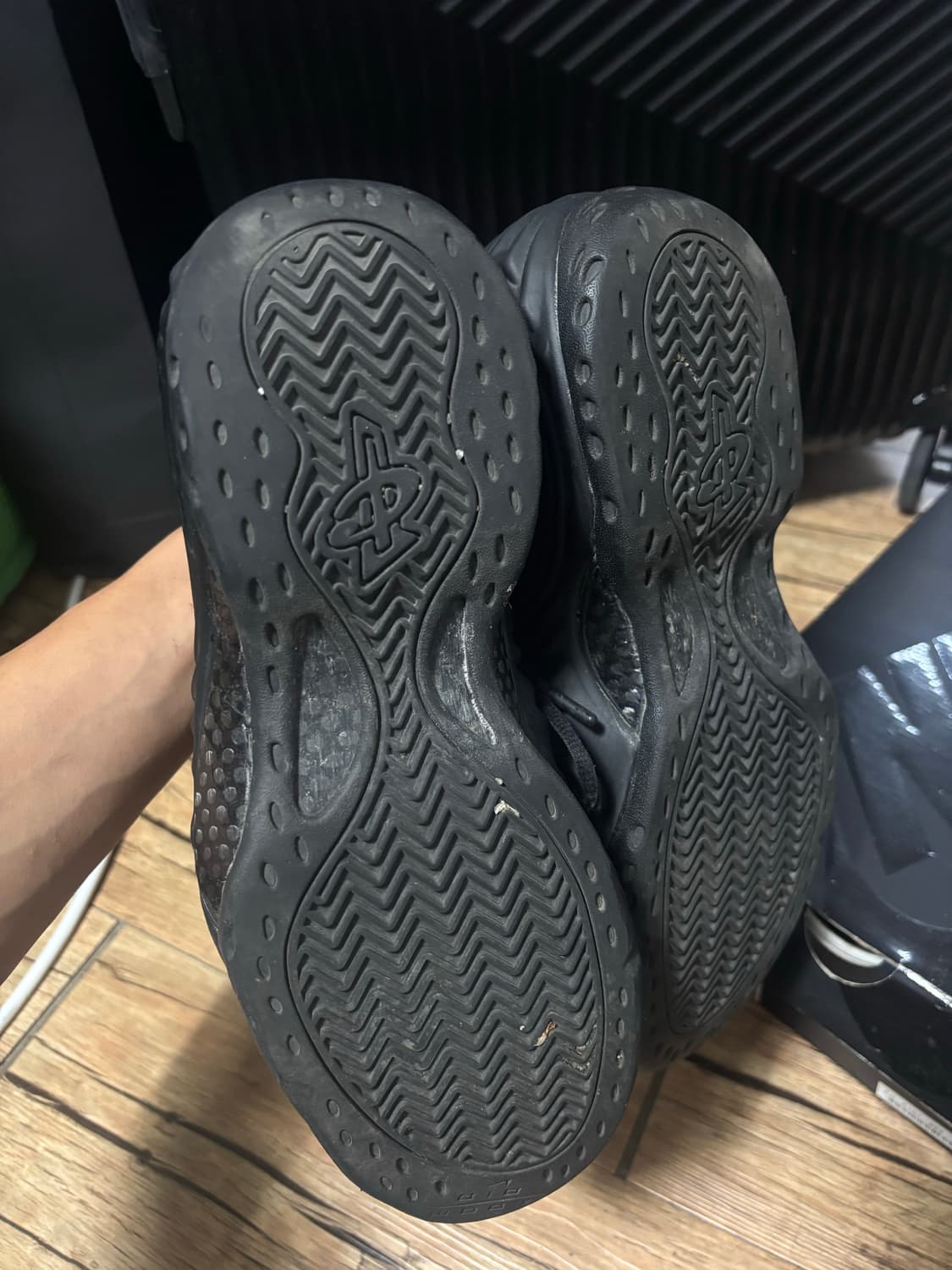 나이키 꼼데 폼포짓 285 상품이미지4