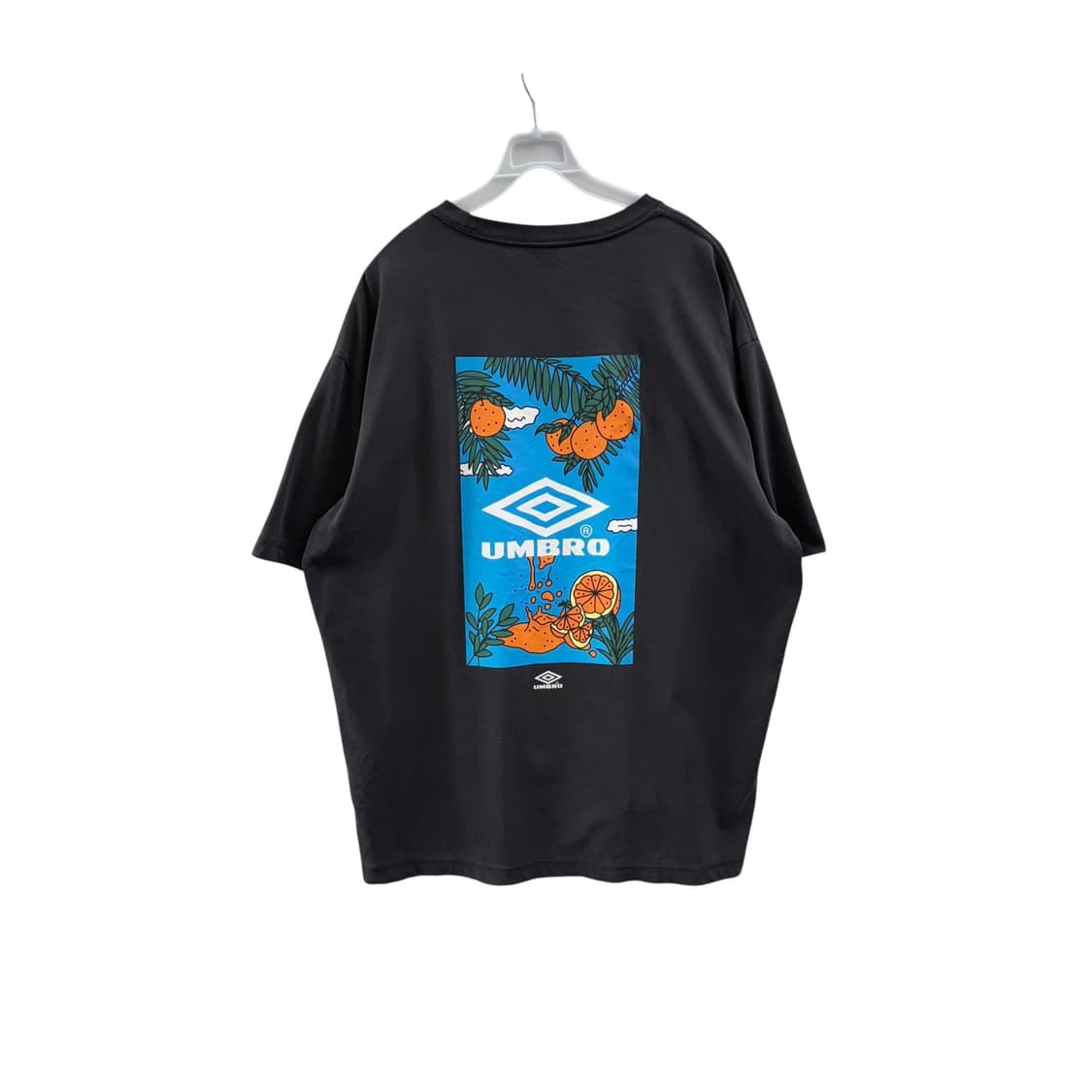 [XL] 엄브로 블랙 반팔티 상품이미지4