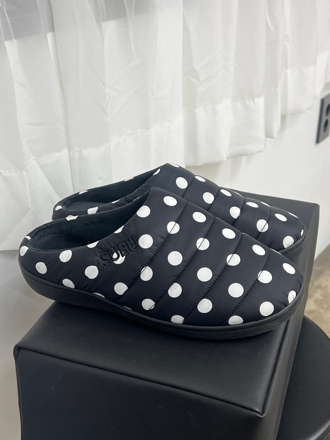 스부 퍼머넌트 F-라인 닷 1사이즈 (240) 상품이미지1