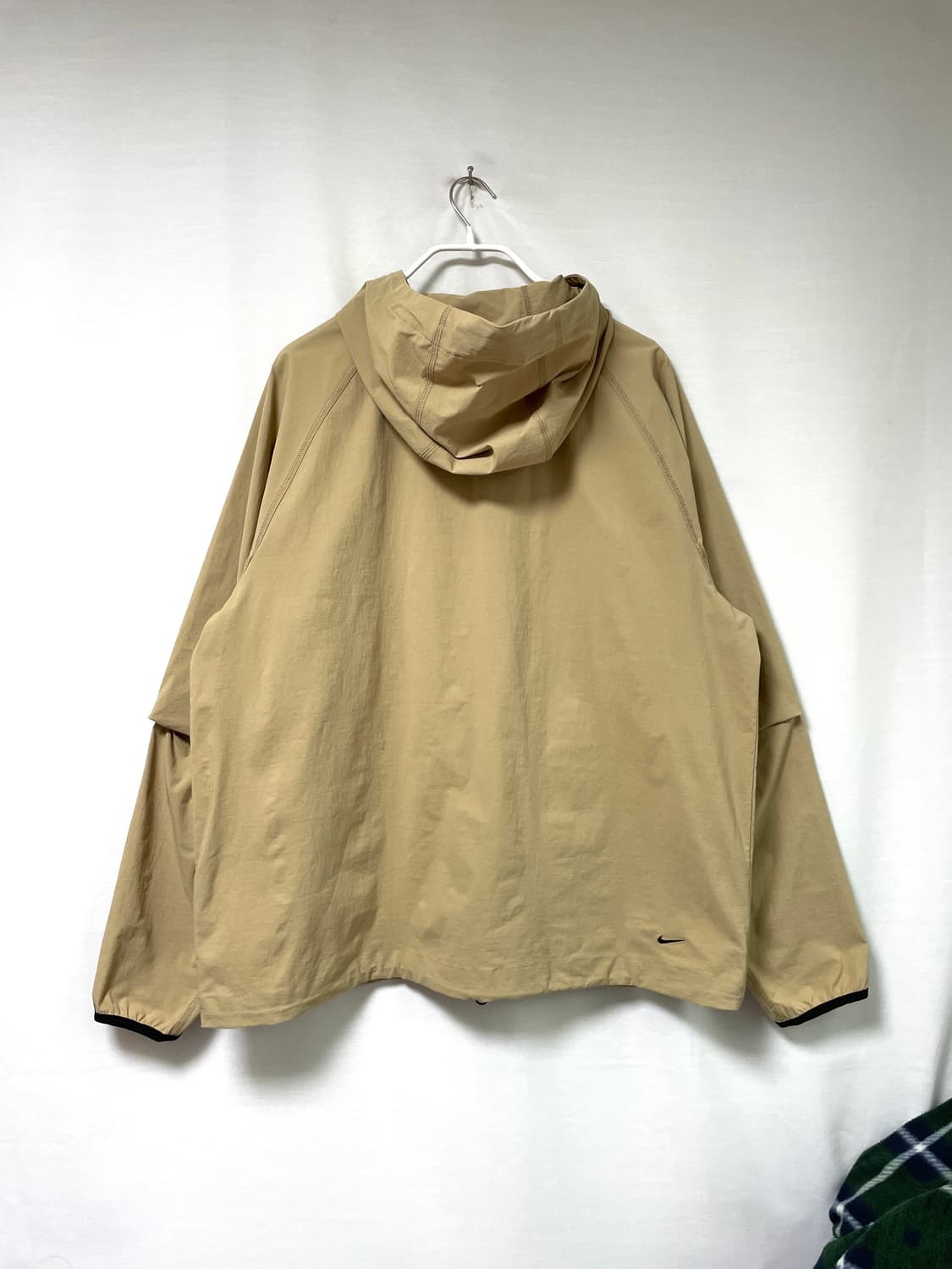 나이키 테크팩 경량 윈드러너 신축성 우븐 바람막이 자켓 100 L 베이지 상품이미지5
