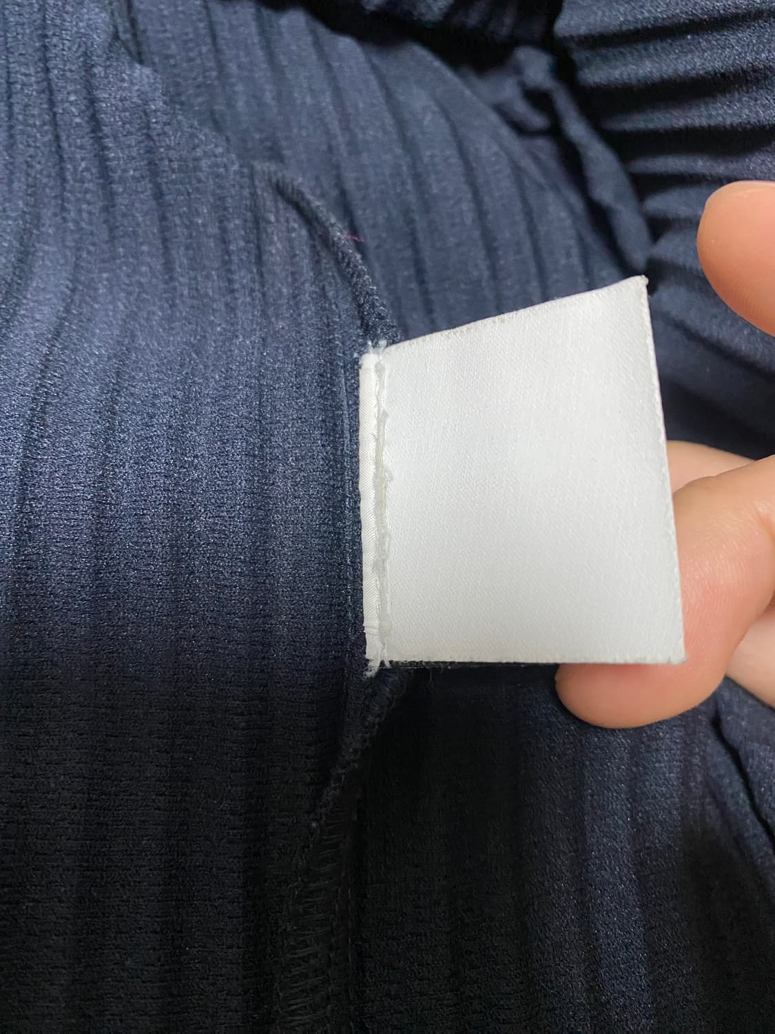 옴므플리세 베이직 반팔 네이비 3 상품이미지5