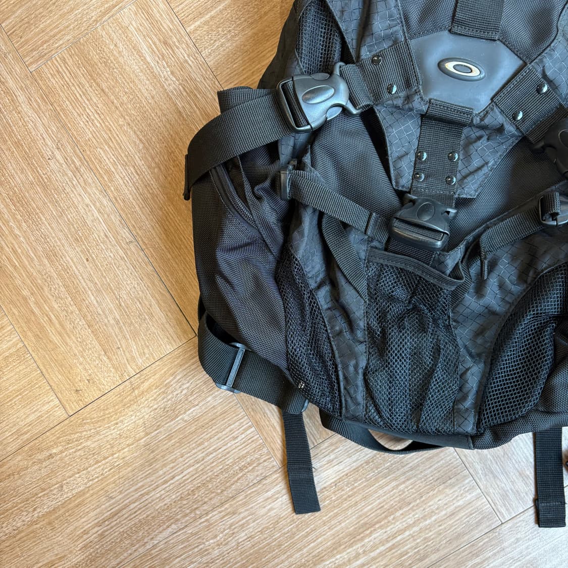 오클리 블랙 아이콘 RC 백팩 상품이미지5
