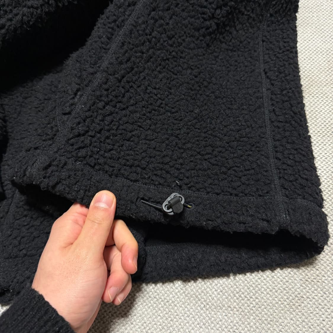 내셔널지오그래픽 뽀글이 플리스 맨투맨 상품이미지3