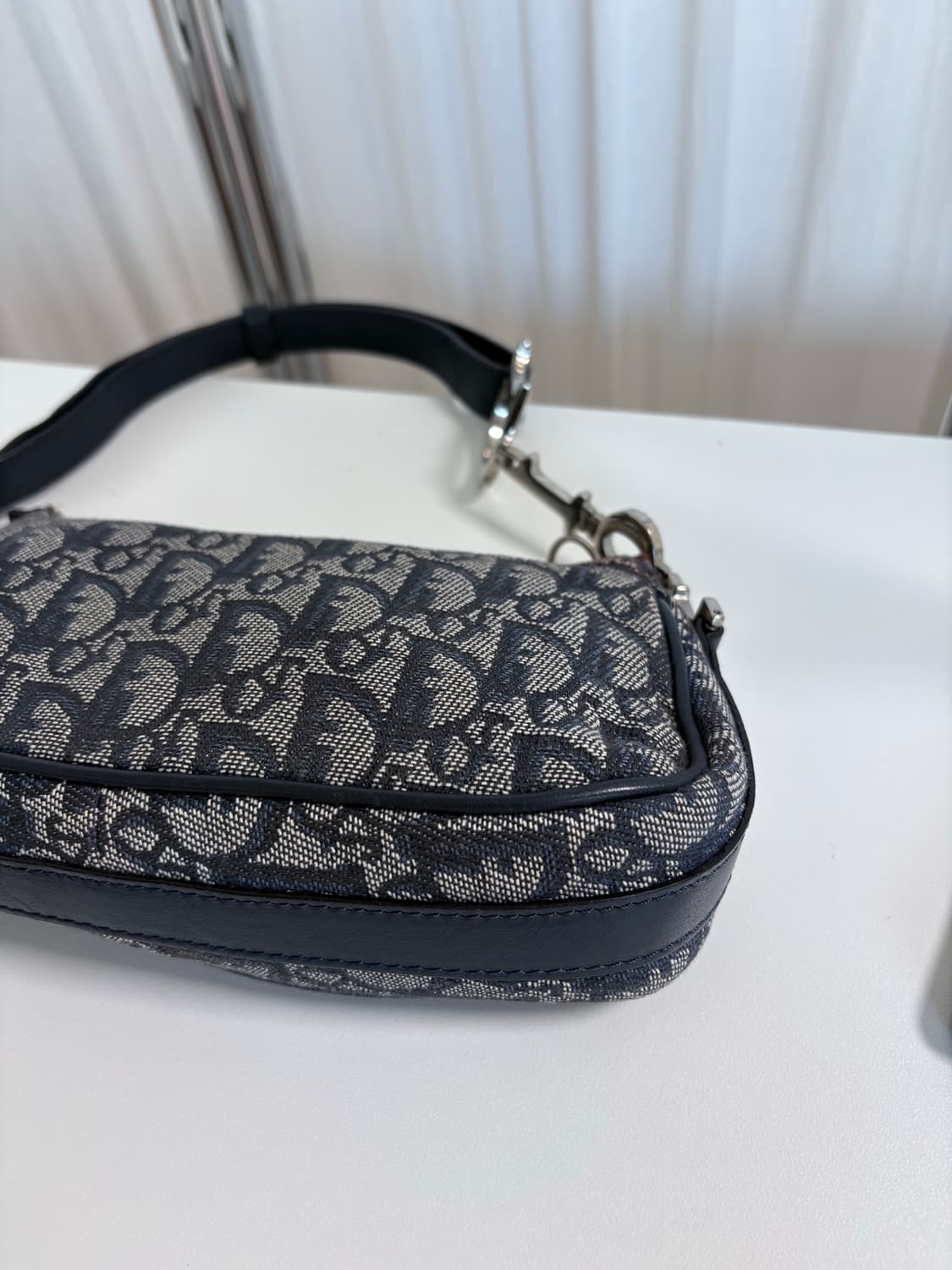 디올 디링 오블리크 숄더백 상품이미지5