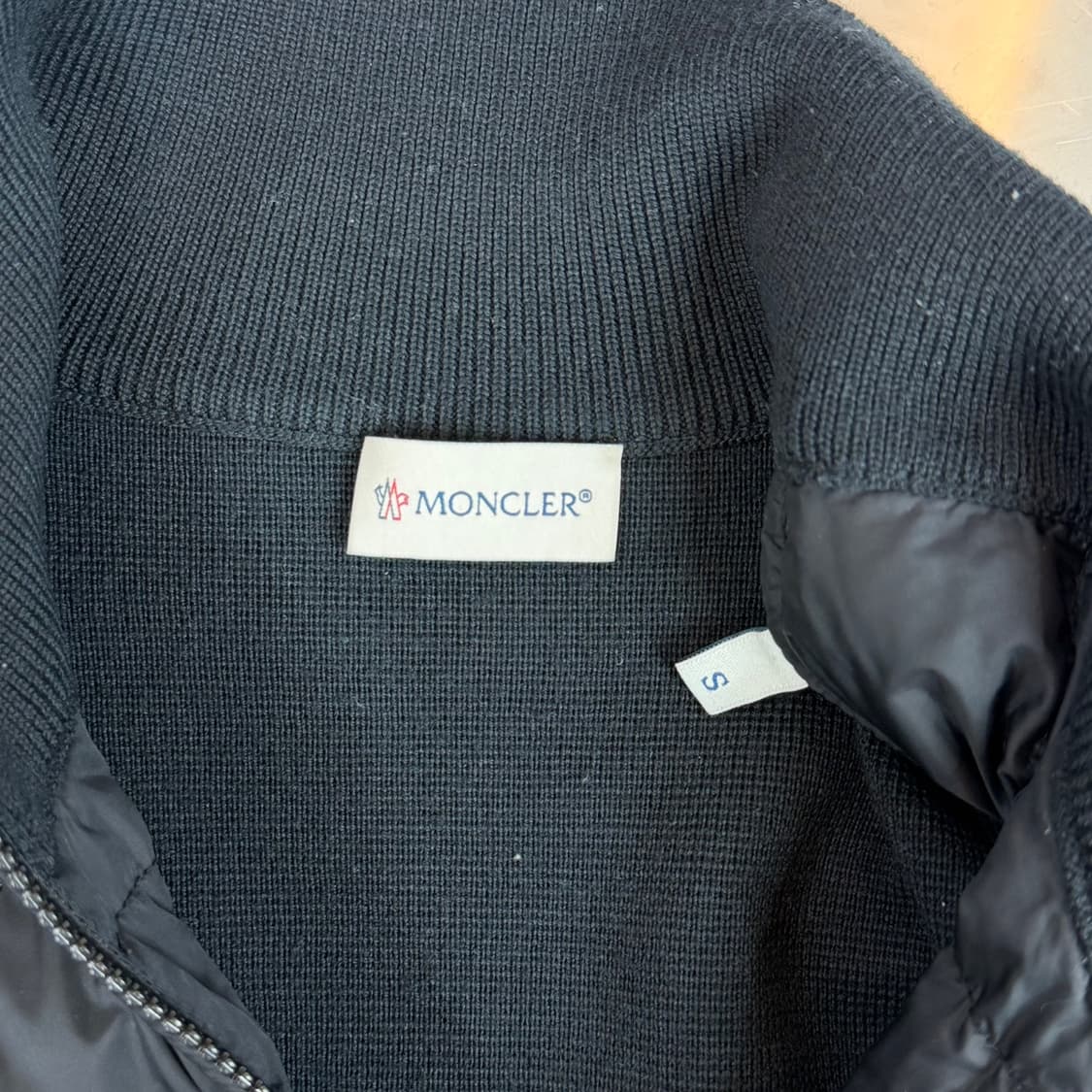 [리오브] 몽클레어 트리콧 울 가디건 니트 패딩 상품이미지4