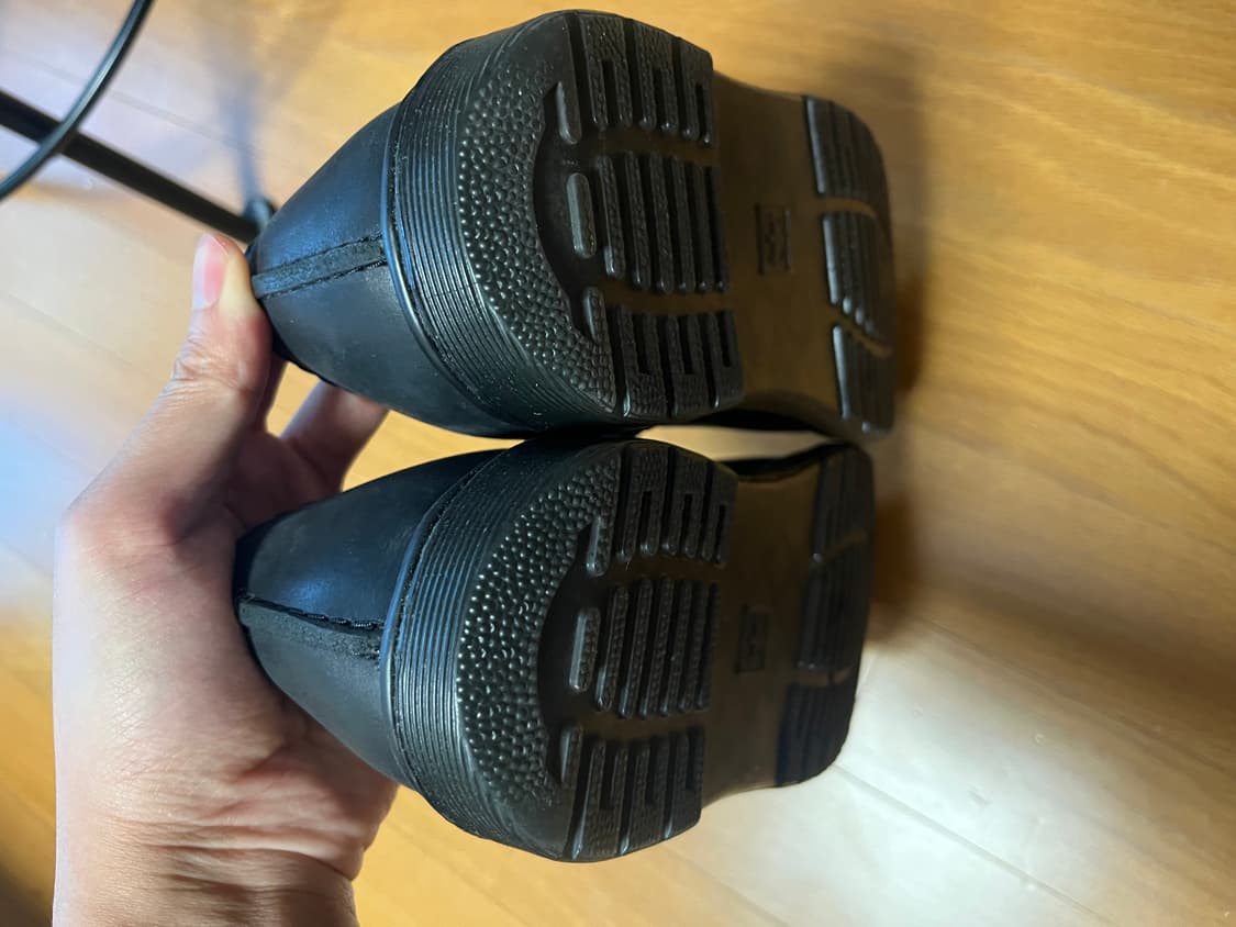 닥터마틴 패트리샤 UK8 black 상품이미지4