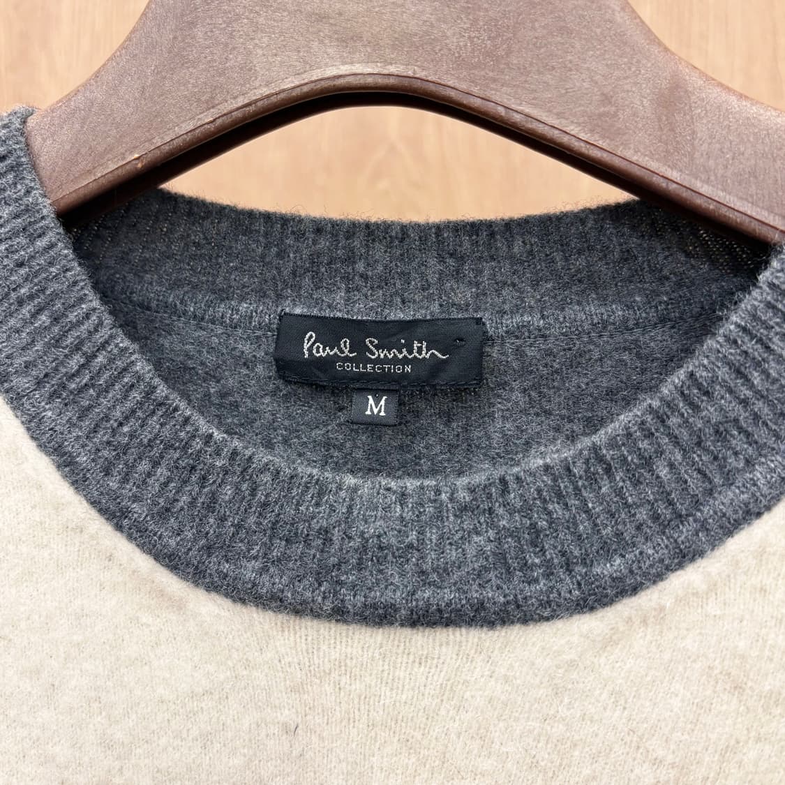 폴스미스 라운드넥 램스울 긴팔 니트 컬러블록 배색 디테일 아이보리 차콜 상품이미지6