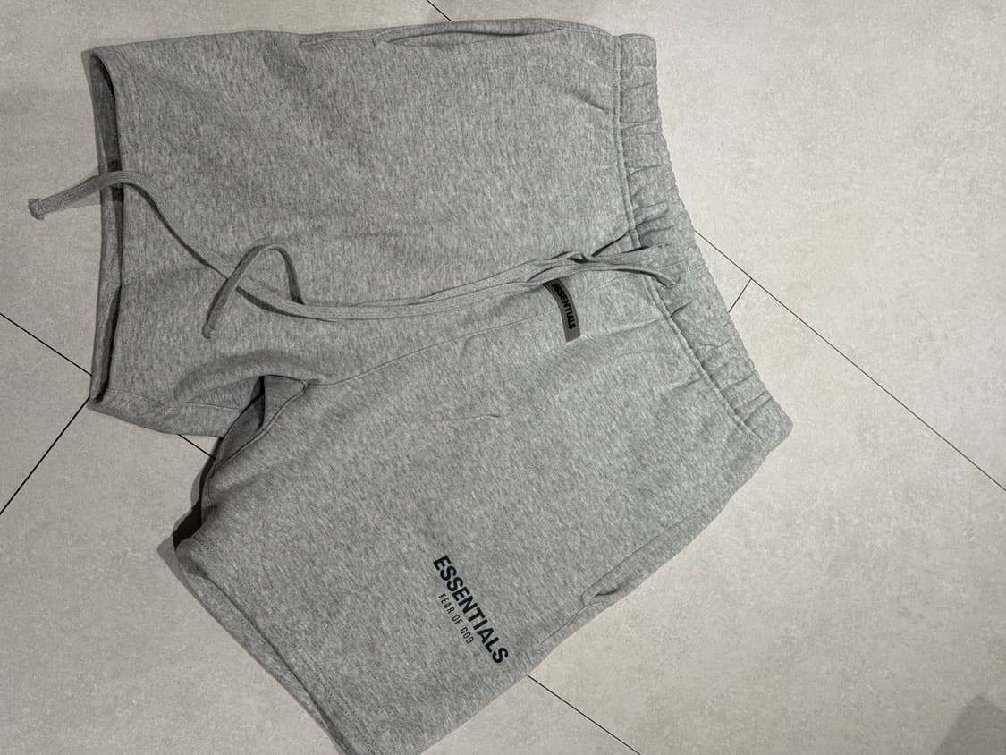 피오갓 에센셜 스웻쇼츠 S 헤더그레이 상품이미지1