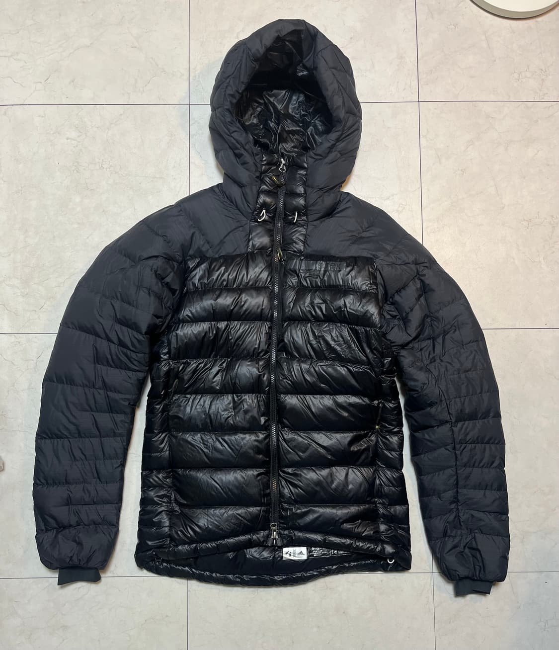 아디다스 테렉스 클라이마히트 구스다운 경량패딩 95 상품이미지1