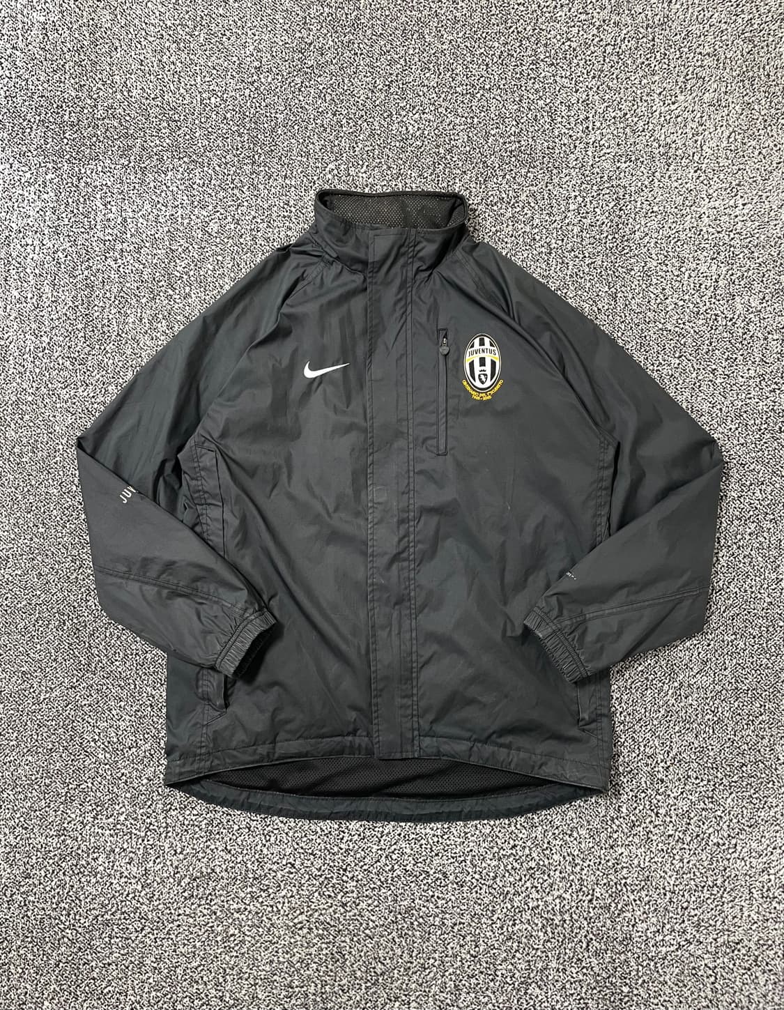 빈티지9. 나이키 유벤투스 올드스쿨 빈티지 바람막이 윈드브레이커 점퍼 상품이미지1