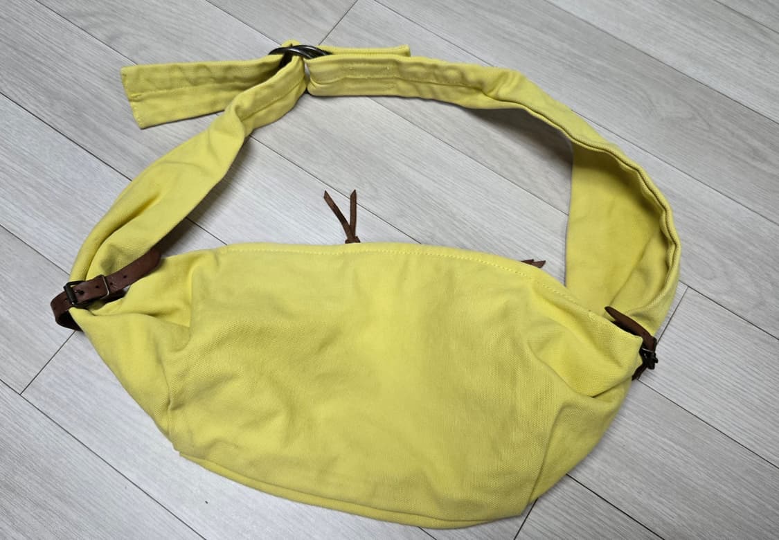 캐피탈 스너프킨 슬링백 상품이미지1