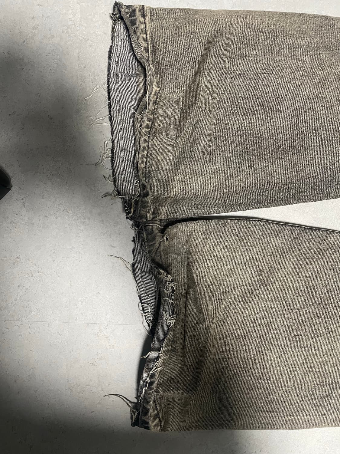 에모스탠스클럽 플레어 진 1 상품이미지3