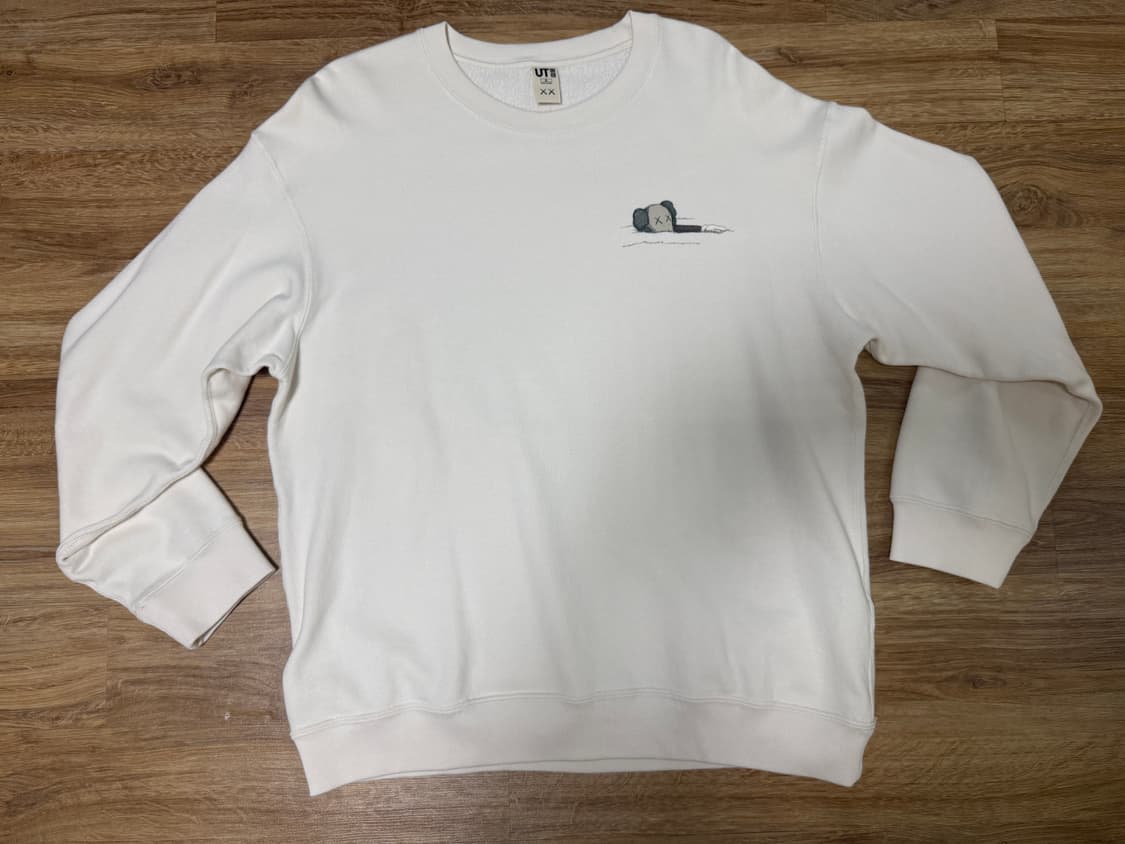 유니클로 카우스 롱슬리브 xl 상품이미지1